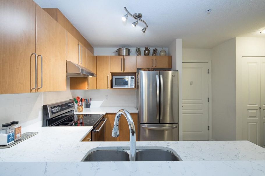 263 1100 E 29th Street North Vancouver, BC - 11