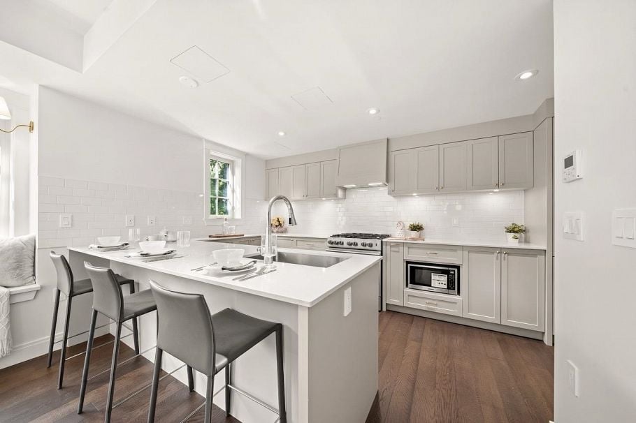 1 5819 Highbury Street Vancouver, BC - 7