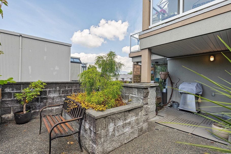 105 953 W 8th Avenue Vancouver, BC - 20