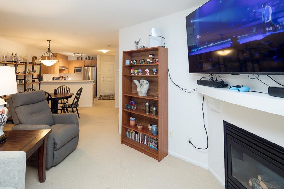 263 1100 E 29th Street North Vancouver, BC - 7