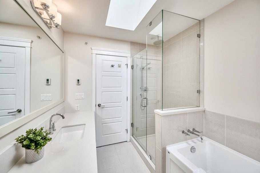 5483 Dunbar Street Vancouver, BC - 10