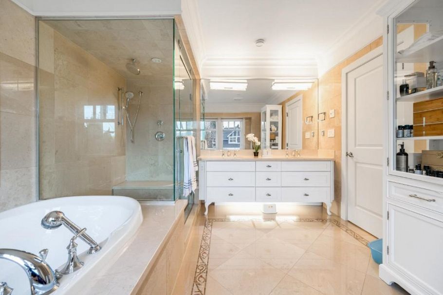 2979 W 31st Avenue Vancouver, BC - 24