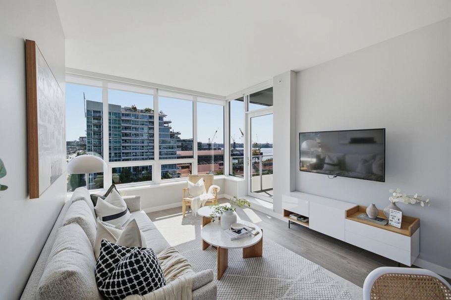 707 118 Carrie Cates Court North Vancouver, BC - 5