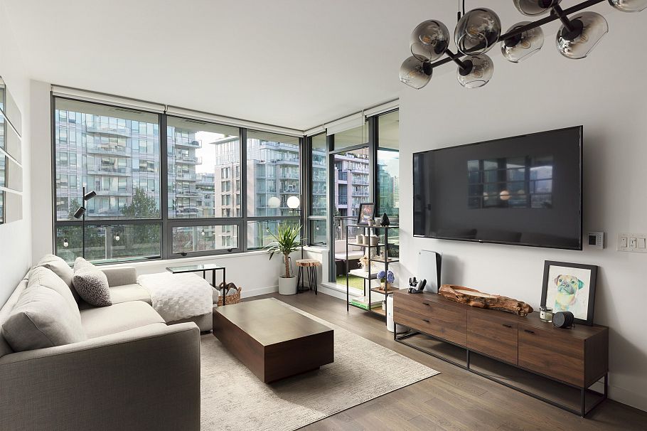 605 1688 Pullman Porter Street Vancouver, BC - 4