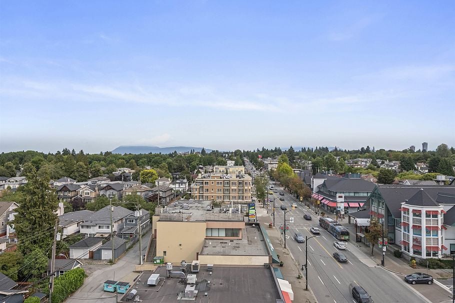 702 8415 Granville Street Vancouver, BC - 22