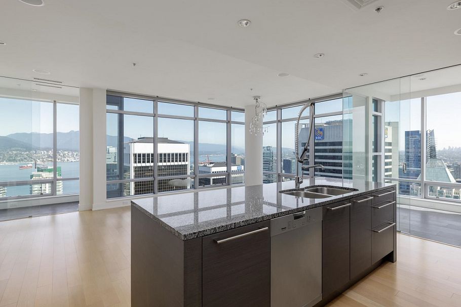4304 1111 Alberni Street Vancouver, BC - 4