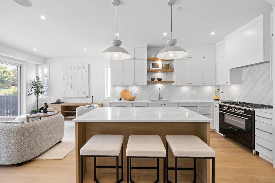 A 4260 Sophia Street Vancouver, BC - 10