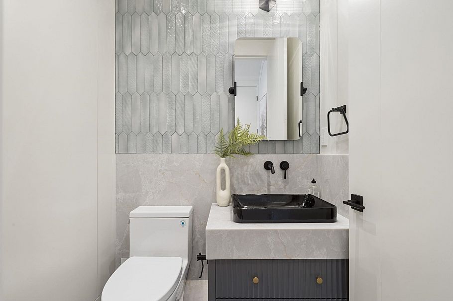 2 3036 W 13th Avenue Vancouver, BC - 17