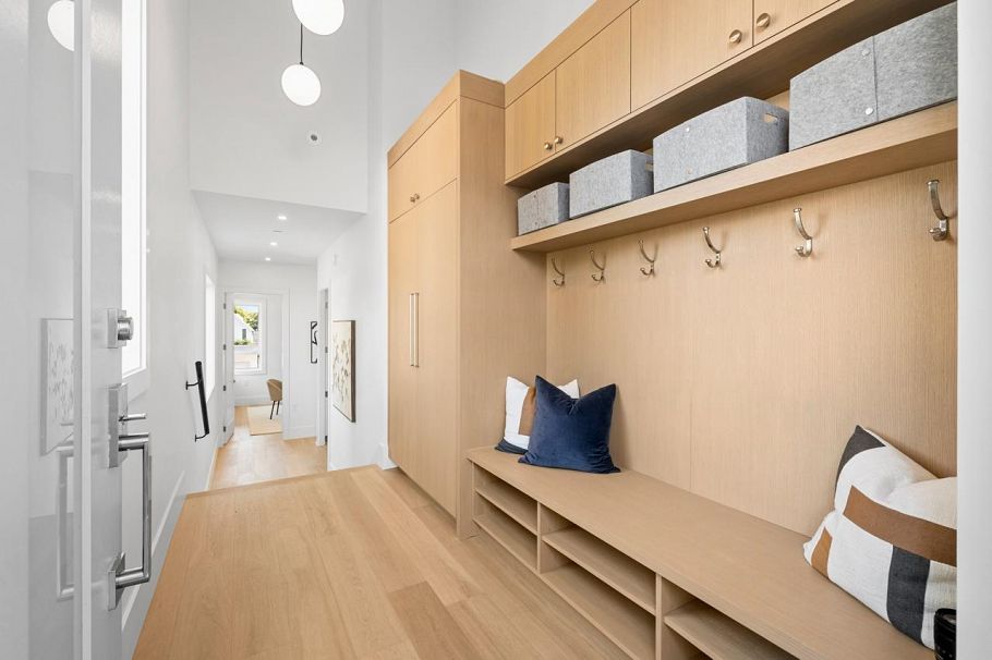 B 4258 Sophia Street Vancouver, BC - 4