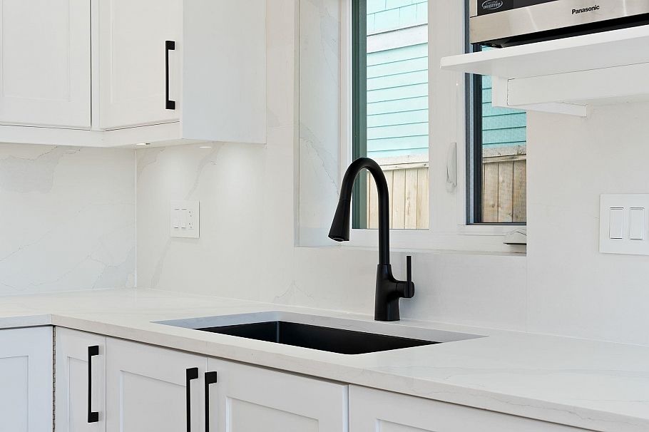 2 4463 Walden Street Vancouver, BC - 10