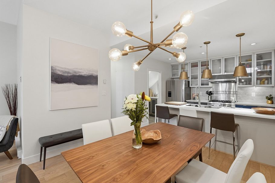 288 E 11th Avenue Vancouver, BC - 20