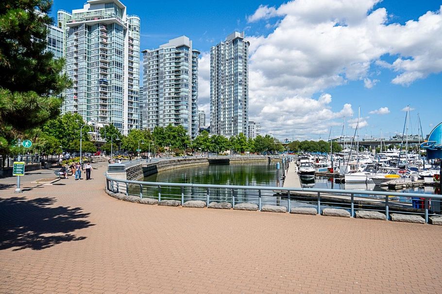 505 1201 Marinaside Crescent Vancouver, BC - 37