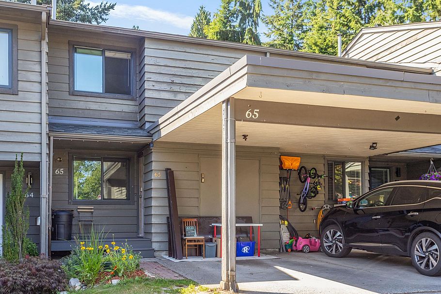65 1930 Cedar Village Crescent North Vancouver, BC - 16