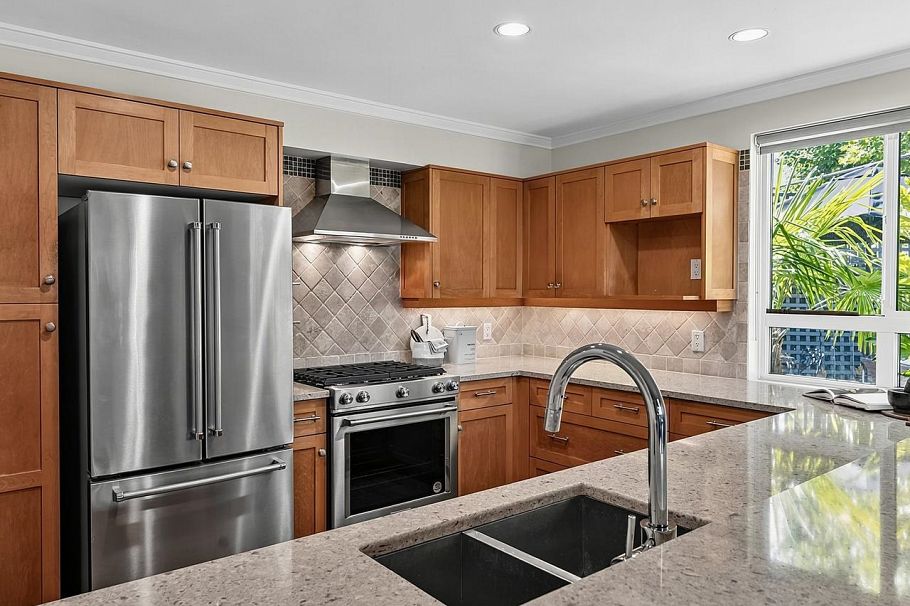 104 1575 Balsam Street Vancouver, BC - 15