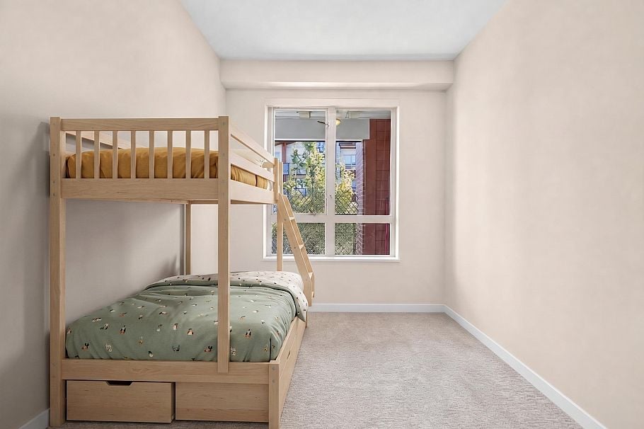 204 2651 Library Lane North Vancouver, BC - 22