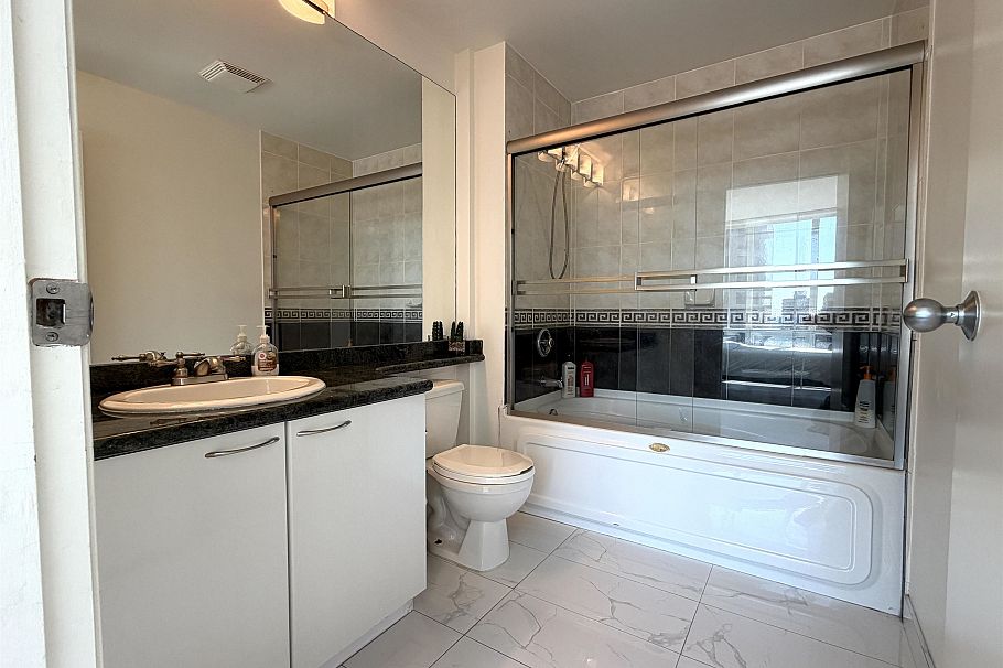 2605 1166 Melville Street Vancouver, BC - 9
