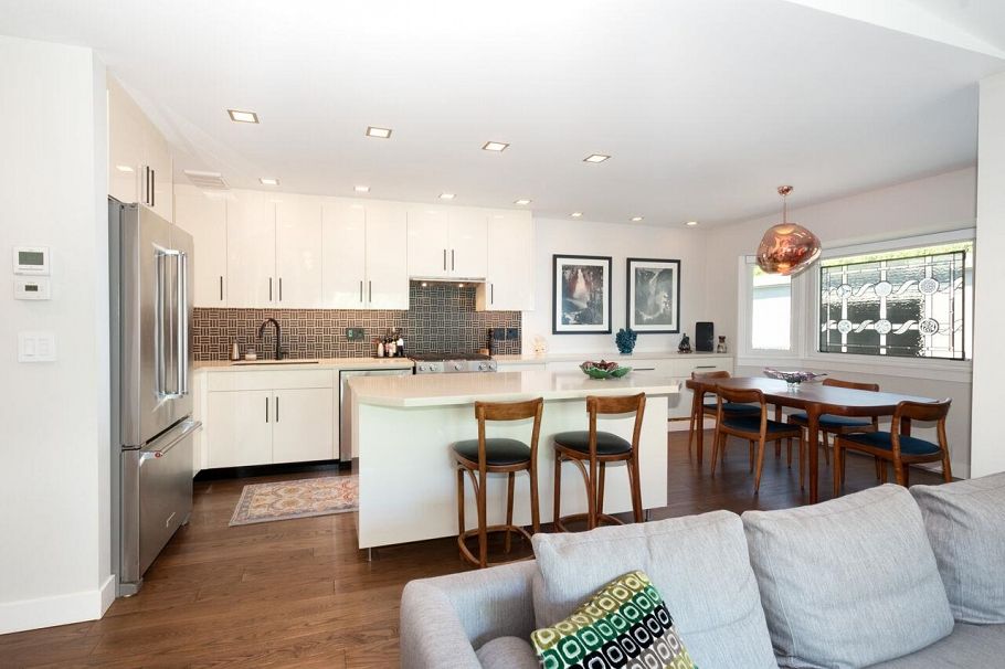 301 1696 W 10th Avenue Vancouver, BC - 11