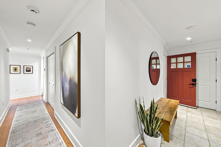 2460 Sasamat Street Vancouver, BC - 26