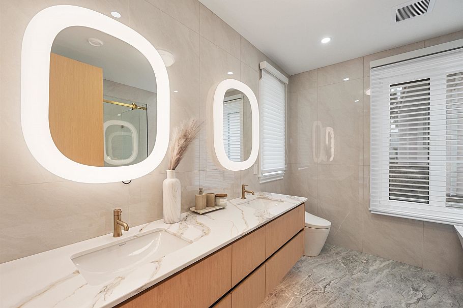 2 4503 W 15th Avenue Vancouver, BC - 8