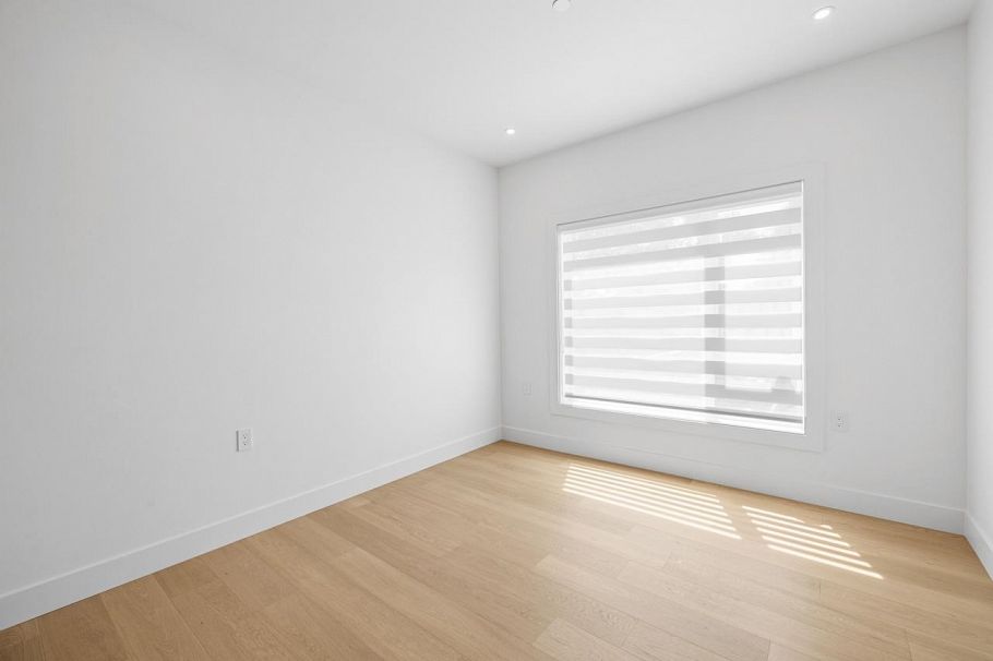 A 4258 Sophia Street Vancouver, BC - 29