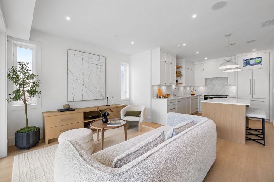 A 4260 Sophia Street Vancouver, BC - 7