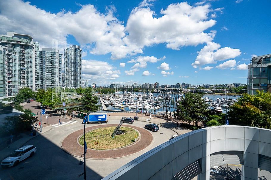 505 1201 Marinaside Crescent Vancouver, BC - 28
