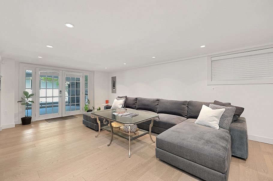 1407 W 33rd Avenue Vancouver, BC - 26