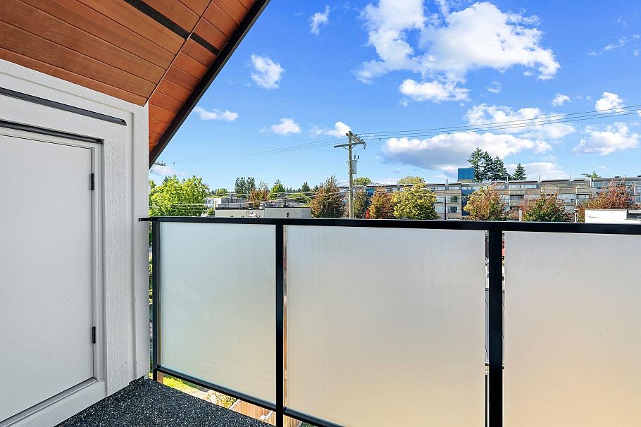 2 4463 Walden Street Vancouver, BC - 24