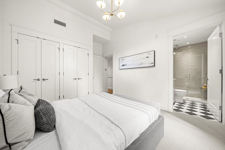 1 5819 Highbury Street Vancouver, BC - 25
