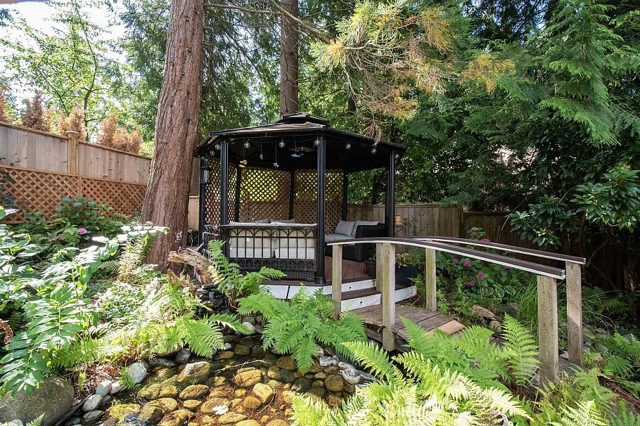4594 Teviot Place North Vancouver, BC - 33