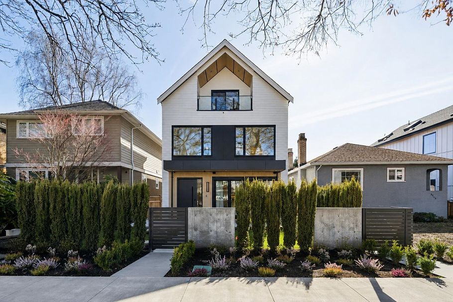 2 3036 W 13th Avenue Vancouver, BC - 40
