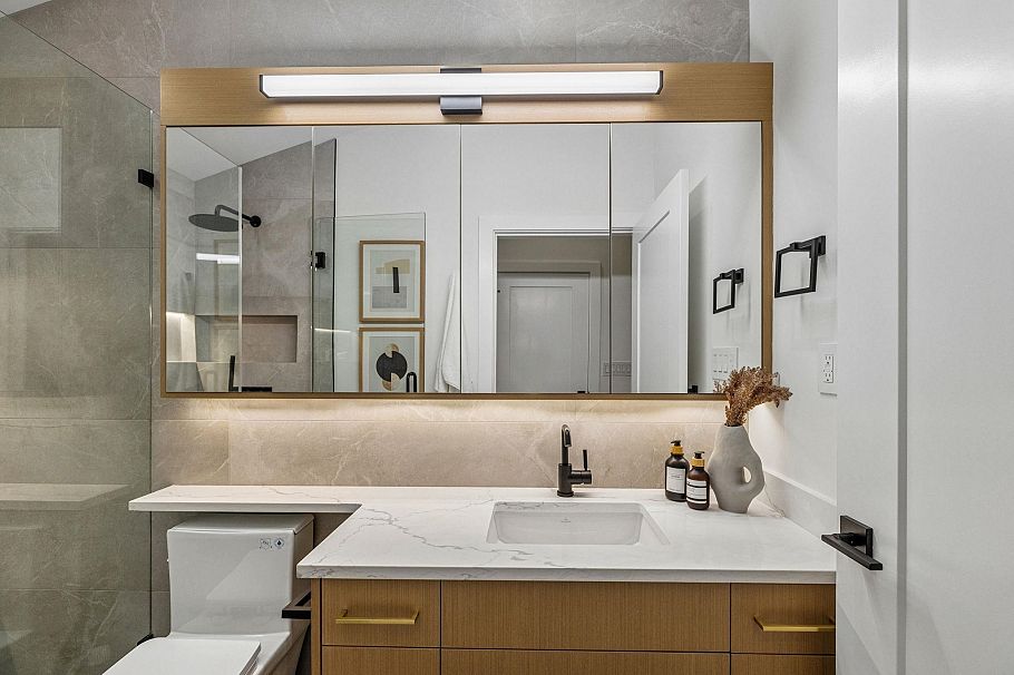 2617 Carolina Street Vancouver, BC - 24