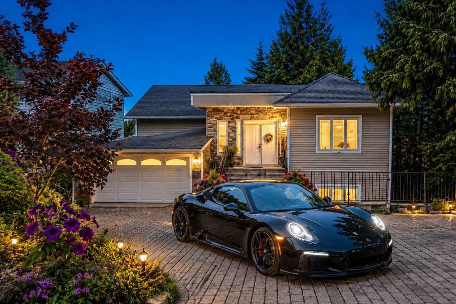 1041 Prospect Avenue North Vancouver, BC - 1