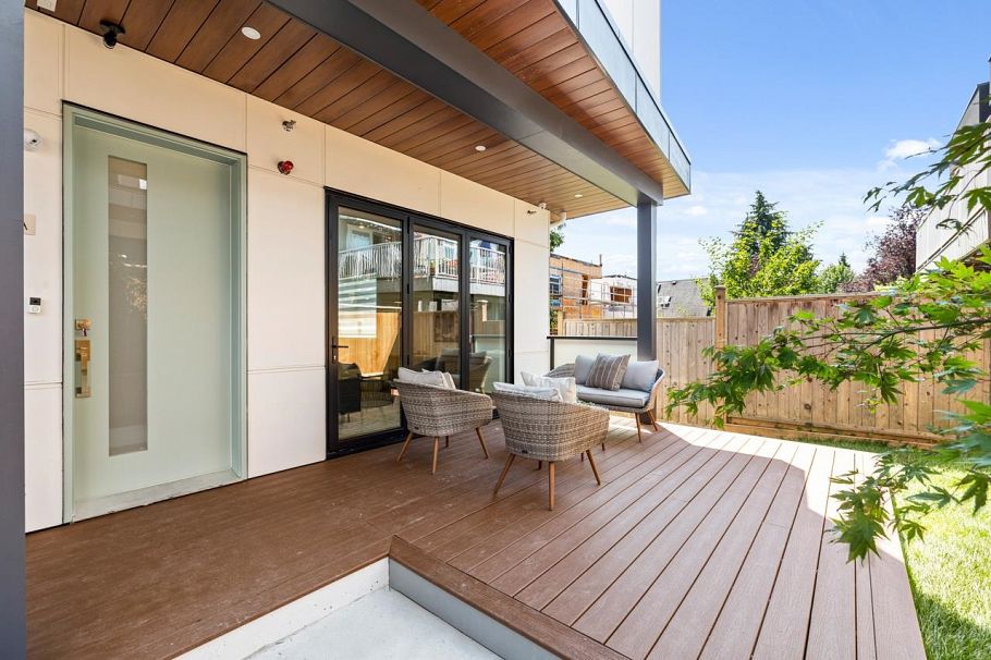 A 4258 Sophia Street Vancouver, BC - 4