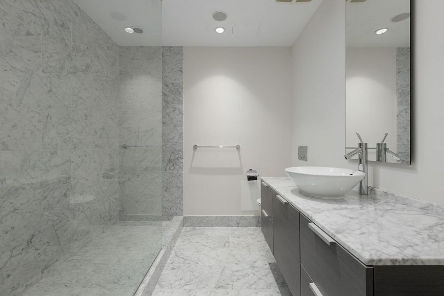 4304 1111 Alberni Street Vancouver, BC - 17