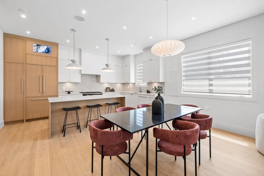 A 4258 Sophia Street Vancouver, BC - 11