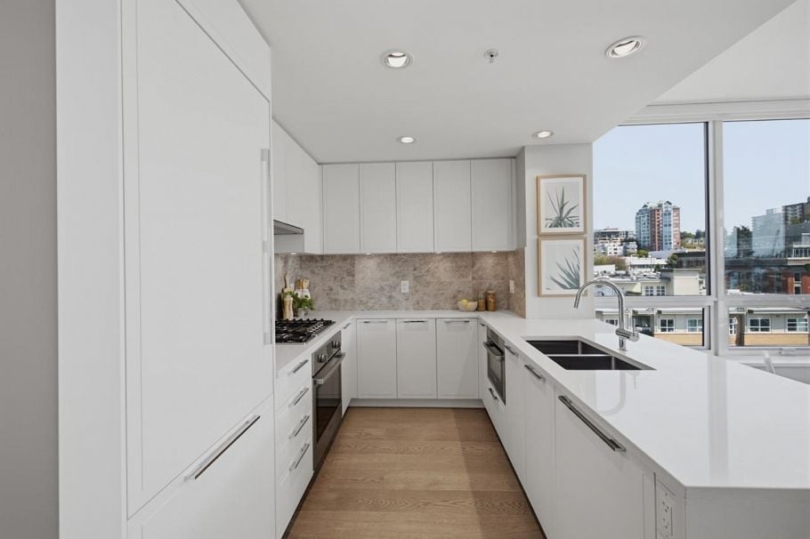 707 118 Carrie Cates Court North Vancouver, BC - 14