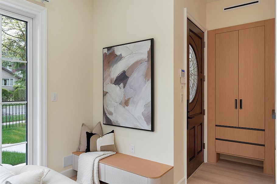 2 4503 W 15th Avenue Vancouver, BC - 22