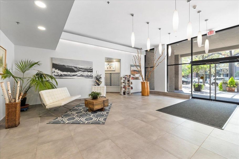 PH2 124 W 1st Street North Vancouver, BC - 26