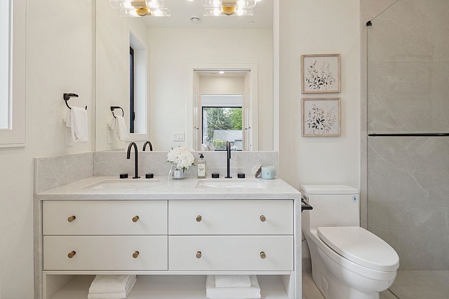2 3036 W 13th Avenue Vancouver, BC - 22
