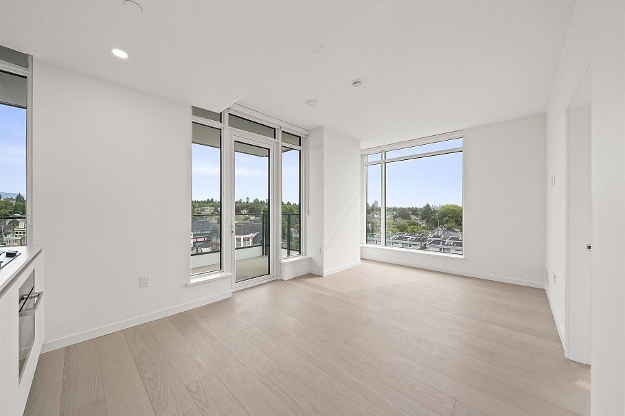 702 8415 Granville Street Vancouver, BC - 15
