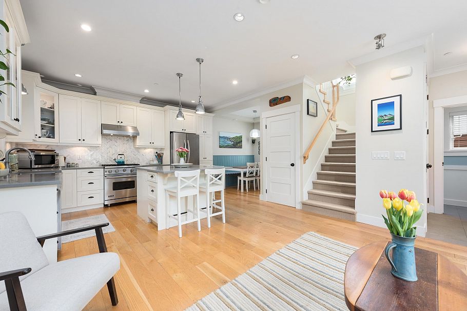945 E 21st Avenue Vancouver, BC - 5