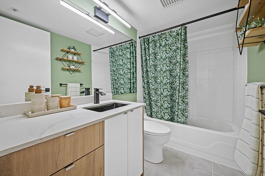 213 3038 E Kent Avenue South Vancouver, BC - 25