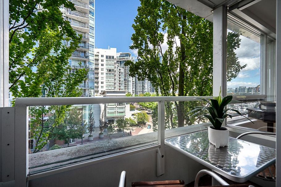 505 1201 Marinaside Crescent Vancouver, BC - 27
