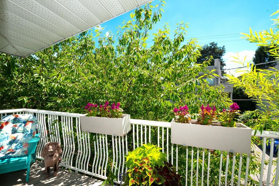 301 1696 W 10th Avenue Vancouver, BC - 8