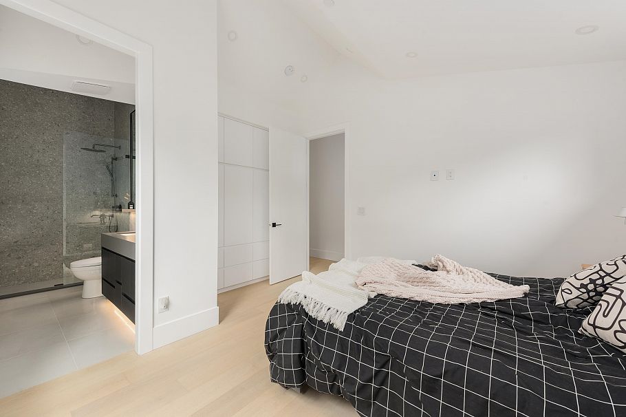5 371 E 33rd Avenue Vancouver, BC - 19