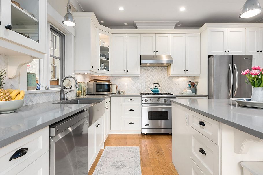 945 E 21st Avenue Vancouver, BC - 10