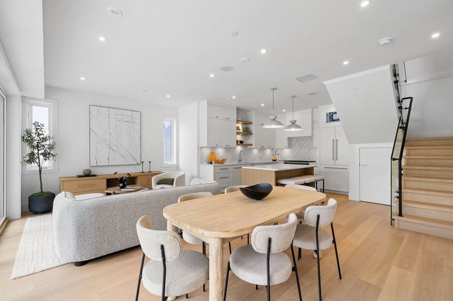 A 4260 Sophia Street Vancouver, BC - 4