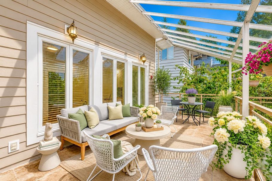1041 Prospect Avenue North Vancouver, BC - 22