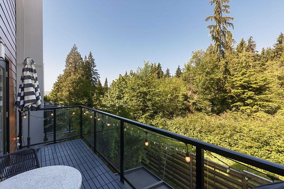 49 3597 Malsum Drive North Vancouver, BC - 32
